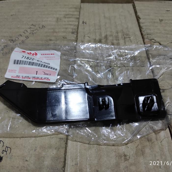 Breket bemper belakang Swift Type GL - Kiri