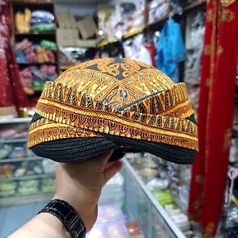 Blankon Adat Sunda / Blankon Truntum /Blankon Modang