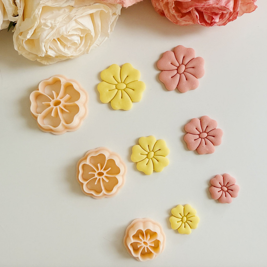 3Size Spring Flower Clay Cutters Floral Polymer Clay Cutters Embossing Flower Earring Cuttering  Mol