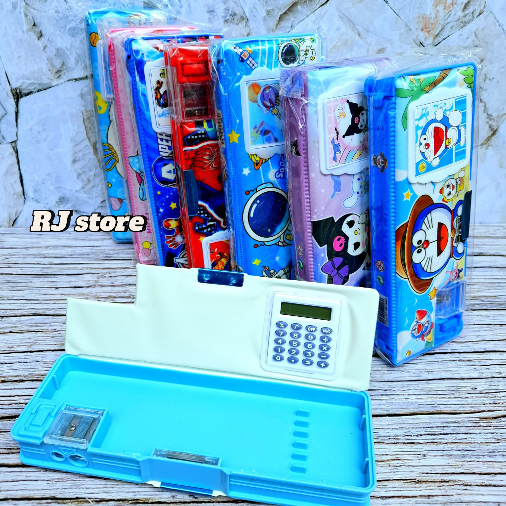 

NEW (PROMO) kotak pensil magnet kalkulator / tempat pensil ada rautan pensil / tempat pensil karakter kartun banyak pilihan