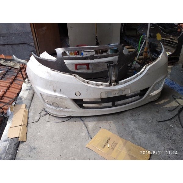 bumper depan mazda biante Bemper depan mazda biante bumper biante
