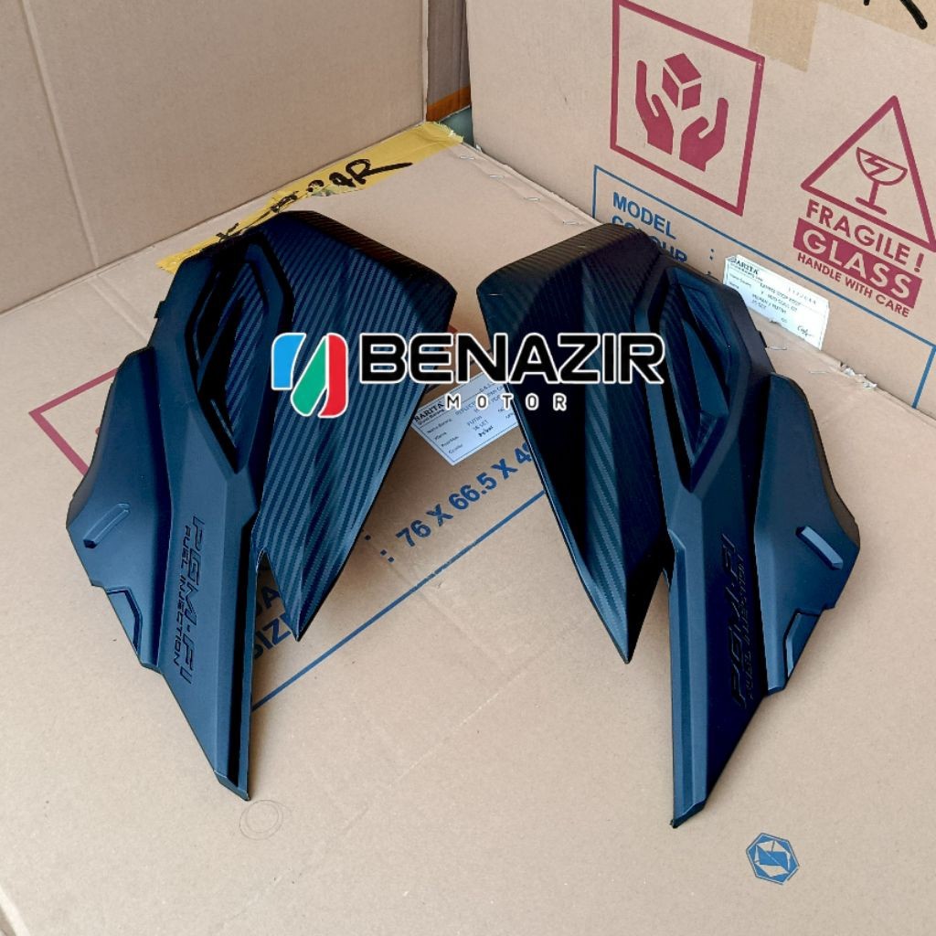 Cover Sambungan Body Samping Box Accu Vario 125 150 Old 2016-2017