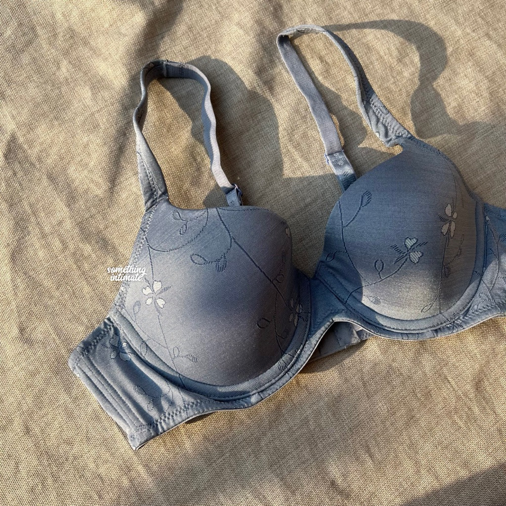 H&M LOVE THE LIFT Ella Blue Florals Plunge Lacey Natural Pushup Plunge Bra for Low Cut Bh Band Semi 