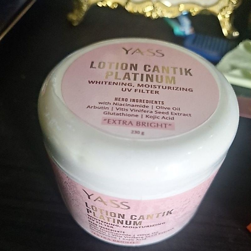 HB YASS lotion cantik platinum