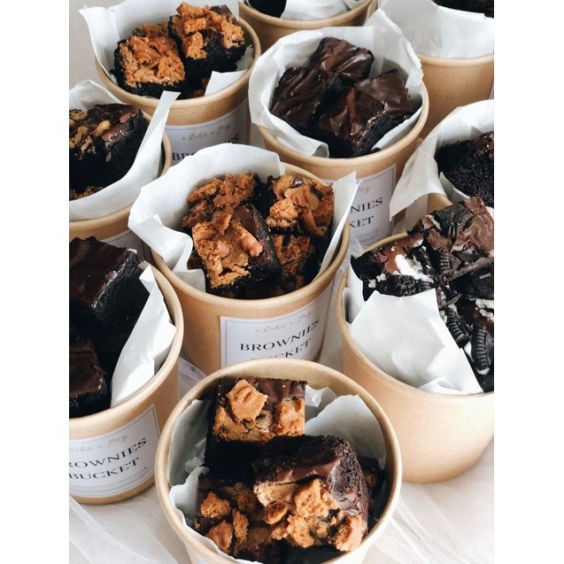 

a Cake a Day Brownies Bucket