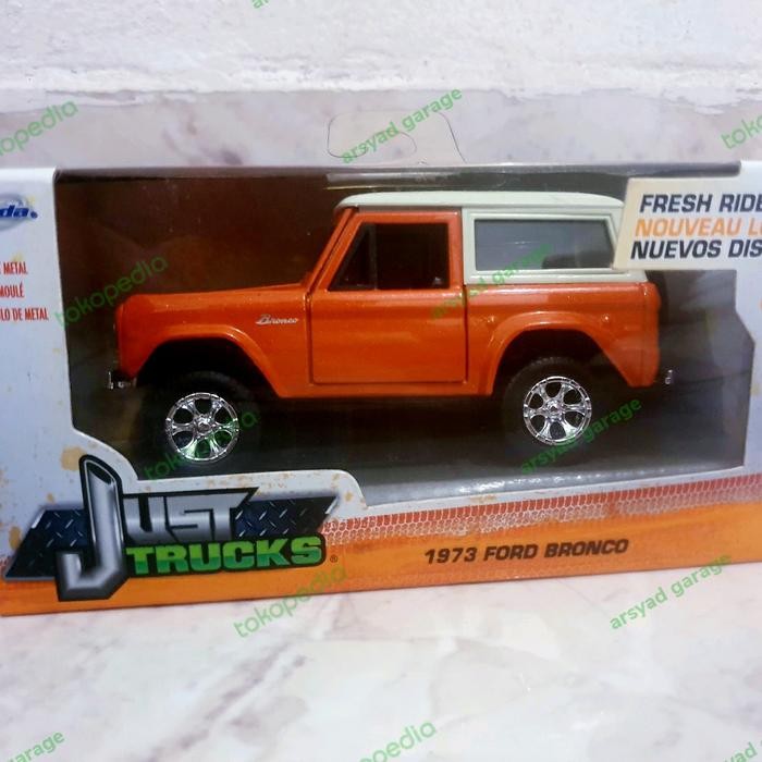 Diecast Jada Toys Just Trucks Ford Bronco 1973 orange 1:32