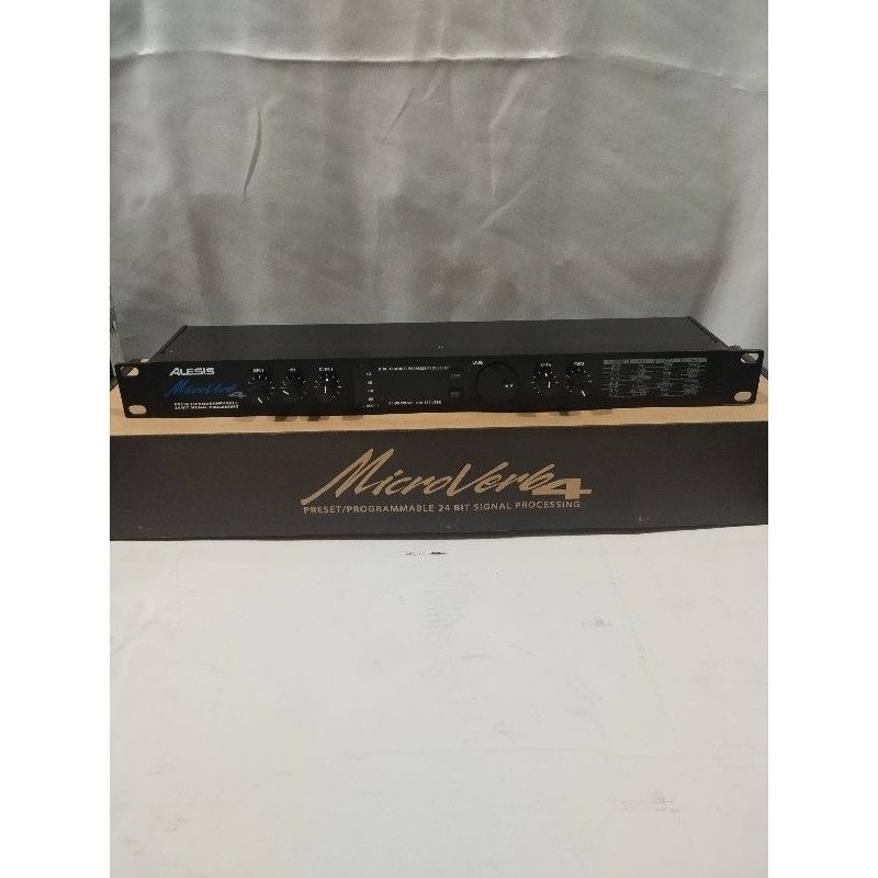 EFFECT VOCAL ALESIS MICROVERB4 MADE IN TAIWAN ALESIS MICROVERB 4 KUPING BESI