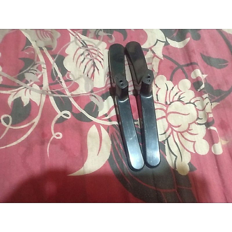 Kaki LED TV Sanyo 32inch