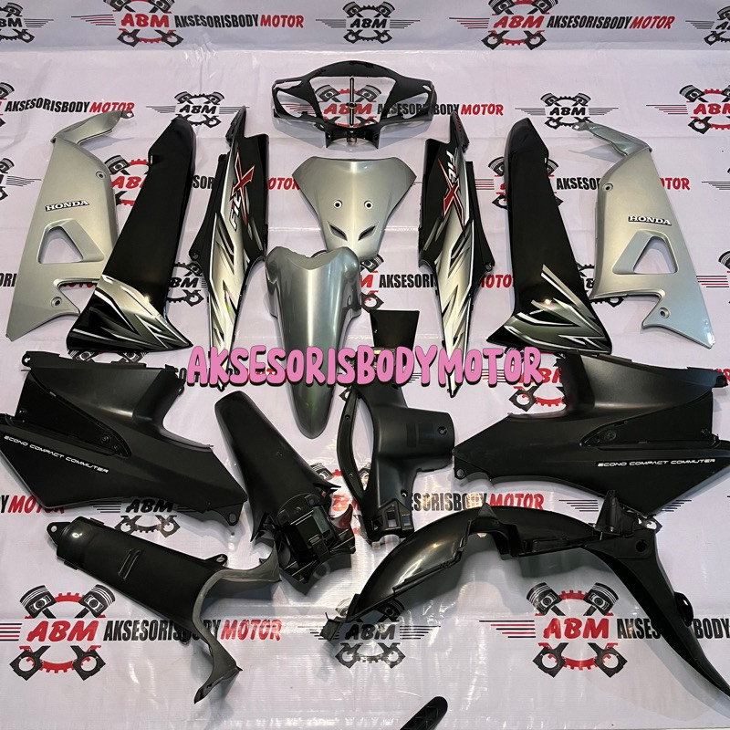 FULL BODY HALUS KASAR SUPRA FIT NEW / FIT NEW / FIT X SILVER HITAM PLUS STIKER
