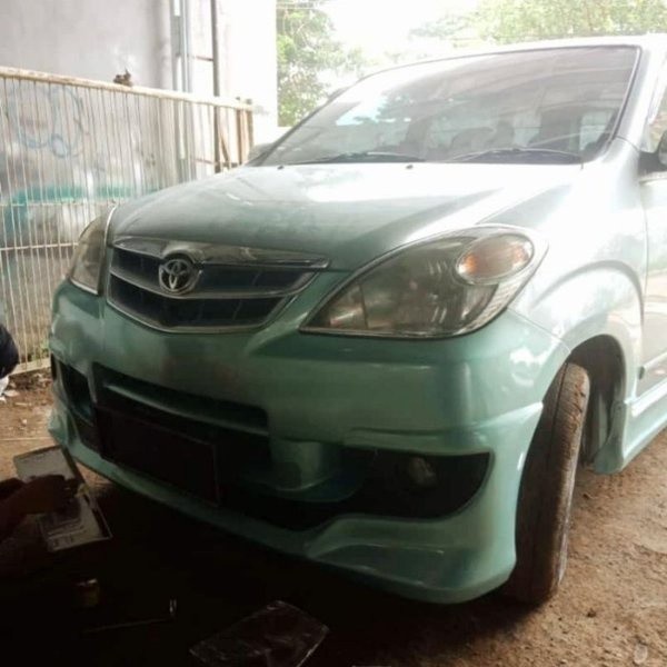 Variasi Mobil - [READY] Bodykit Avanza lama adaptasi TRD mix belakang yaris SPESIAL