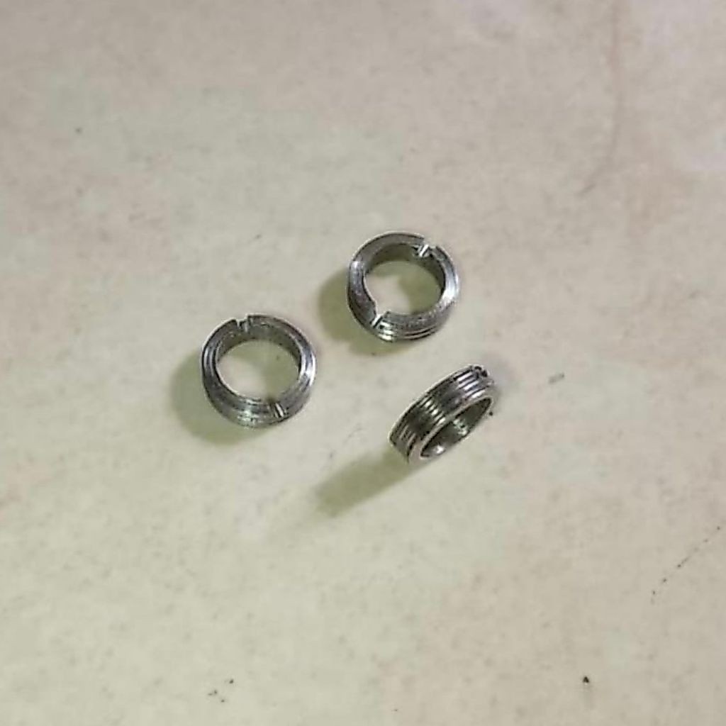 Baut Stenlis Co² G19 G22 M84 323 321 301 733 731 702 705 706 708
