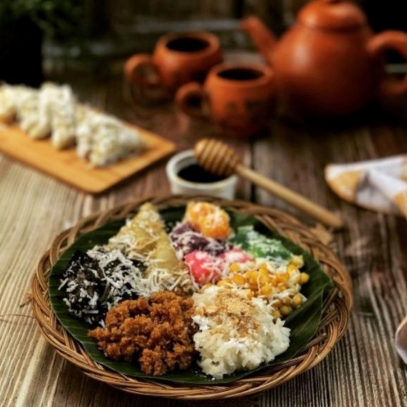 

Gatot Tiwul Gerit Jagung Rasa Manis Pandan Gula Merah Tawar 500g