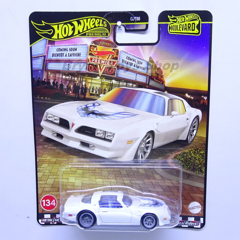 Hot Wheels Premium Boulevard 77 Pontiac Firebird TA Putih