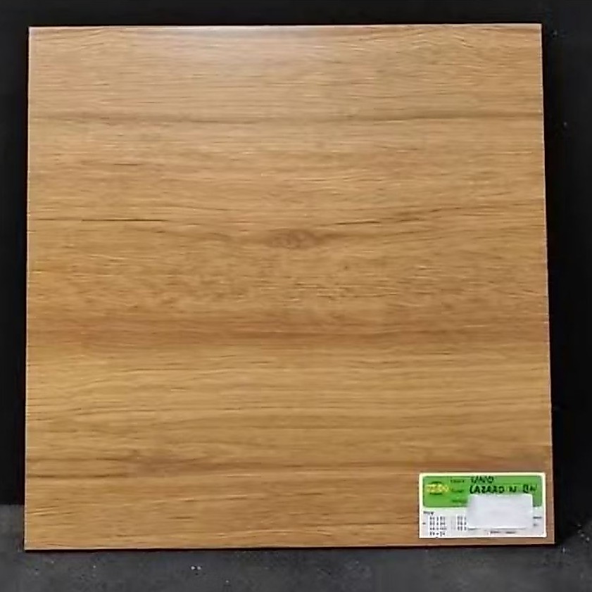 Keramik 50x50 Doff rectified / Keramik Motif Kayu cutting