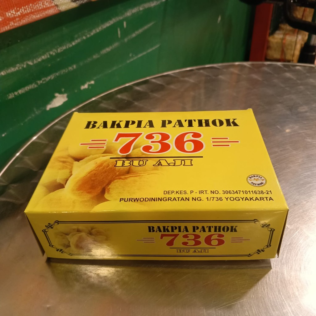

Bakpia Pathok 736 - Bakpia Kering Kacang Ijo isi 20 Free Vakum Khas Jogja