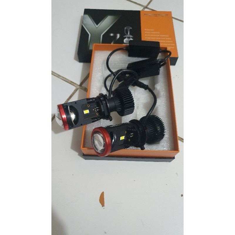 LAMPU LED MINI PROJECTOR Projector H4 Y7 SUPER BRIGHT MOBIL MOTOR