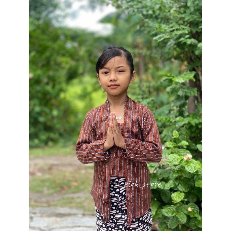 FLASH SALE  kutubaru anak//kebaya anak//lurik klaten//baju tradisional//atasan anak//sragam anak//lu