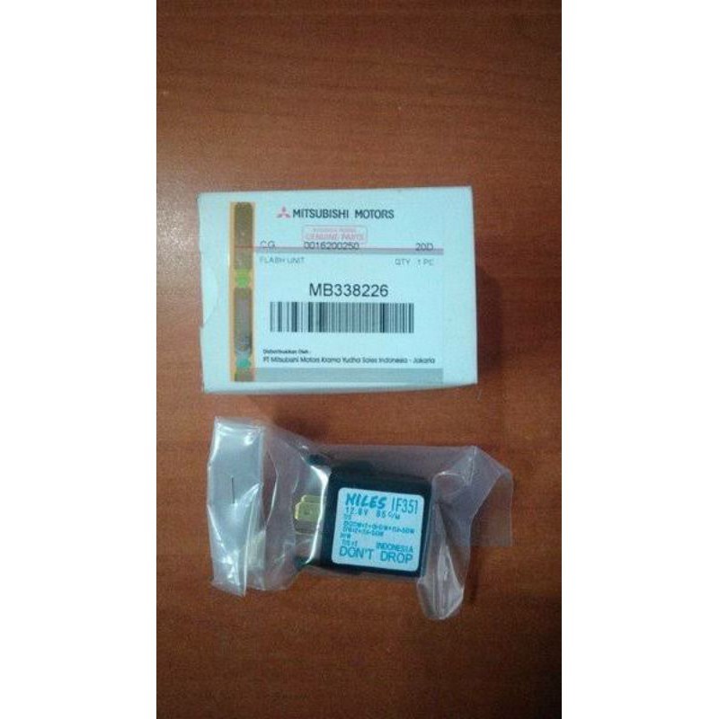 Flasher Lampu Sein/ Flasher Sen Kaki3 12.8V L300/ T120ss/Carry / Jimny Katana / Espass / Panther mer