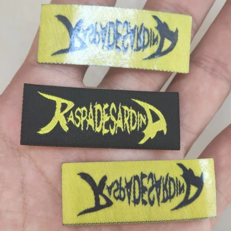 

500PCS Custom Hot iron Yellow woven Label Clothing tags with glue 5 * 2 cm Precut Heat press Garment labels
