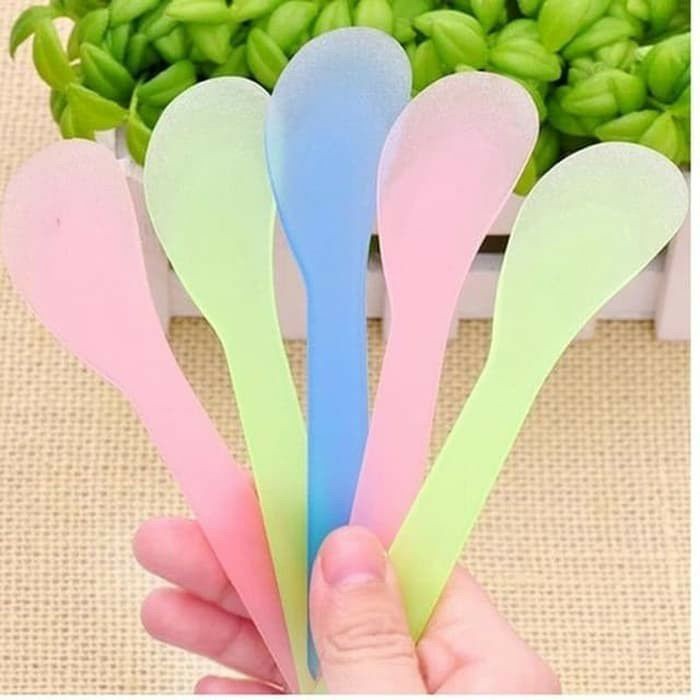 MD SPATULA MASKER FACIAL MASK STICK PLASTIK