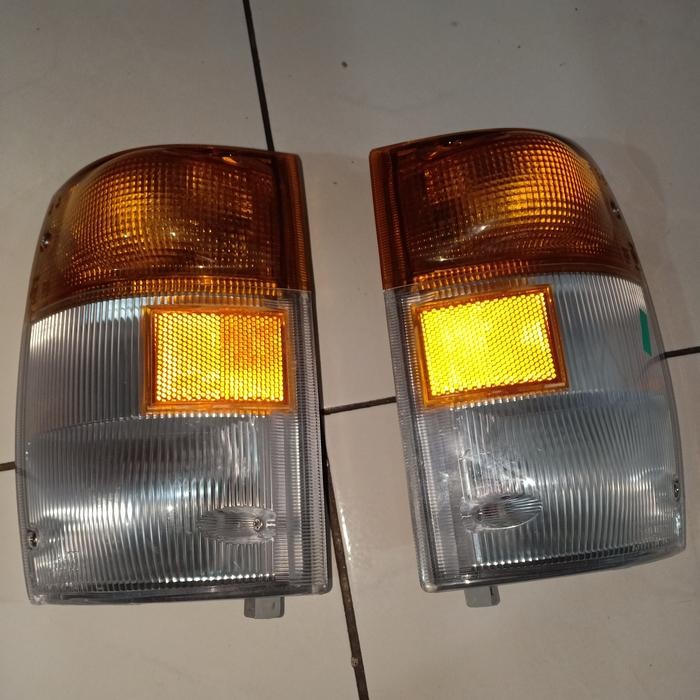 lampu sein depan Isuzu Elf BEST