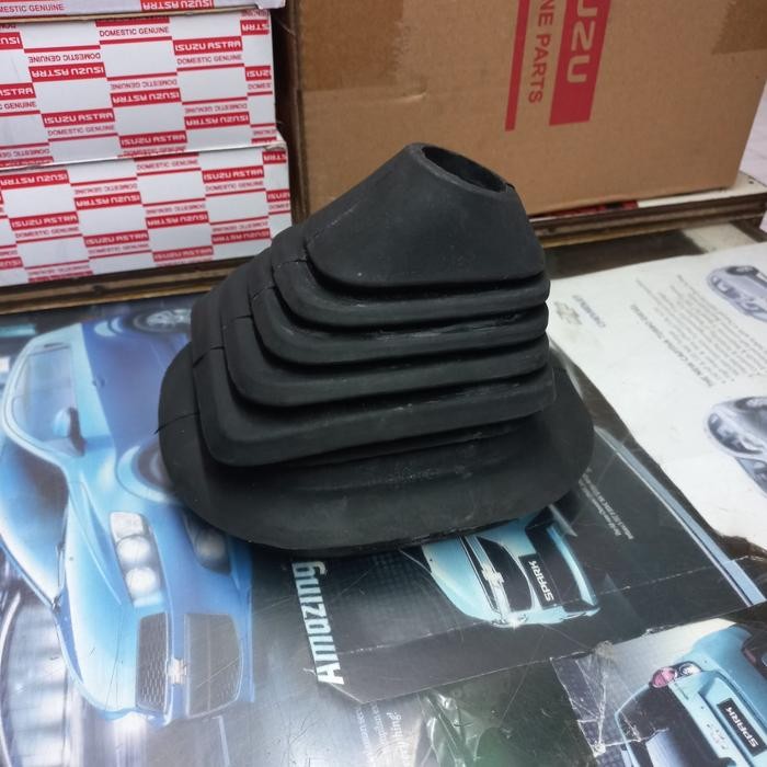 KARET BOOT TONGKAT TRANSMISI MANUAL ISUZU PANTHER LS LM LV GT OEM BEST