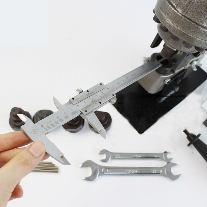 

MHP-20 1300W Angle Iron Punching Machine Electric Hydraulic Hole Puncher For Punching Steel,Angle Steel,Iron,Aluminum Plate