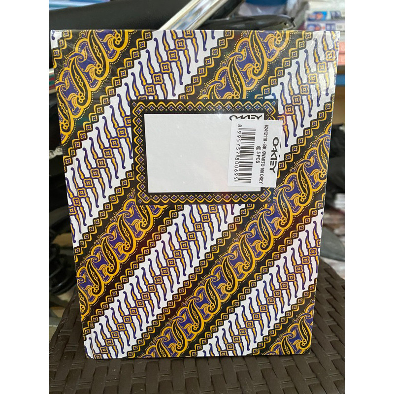 

Buku Tulis Kwarto 100 - Okey Hardcover (pcs)