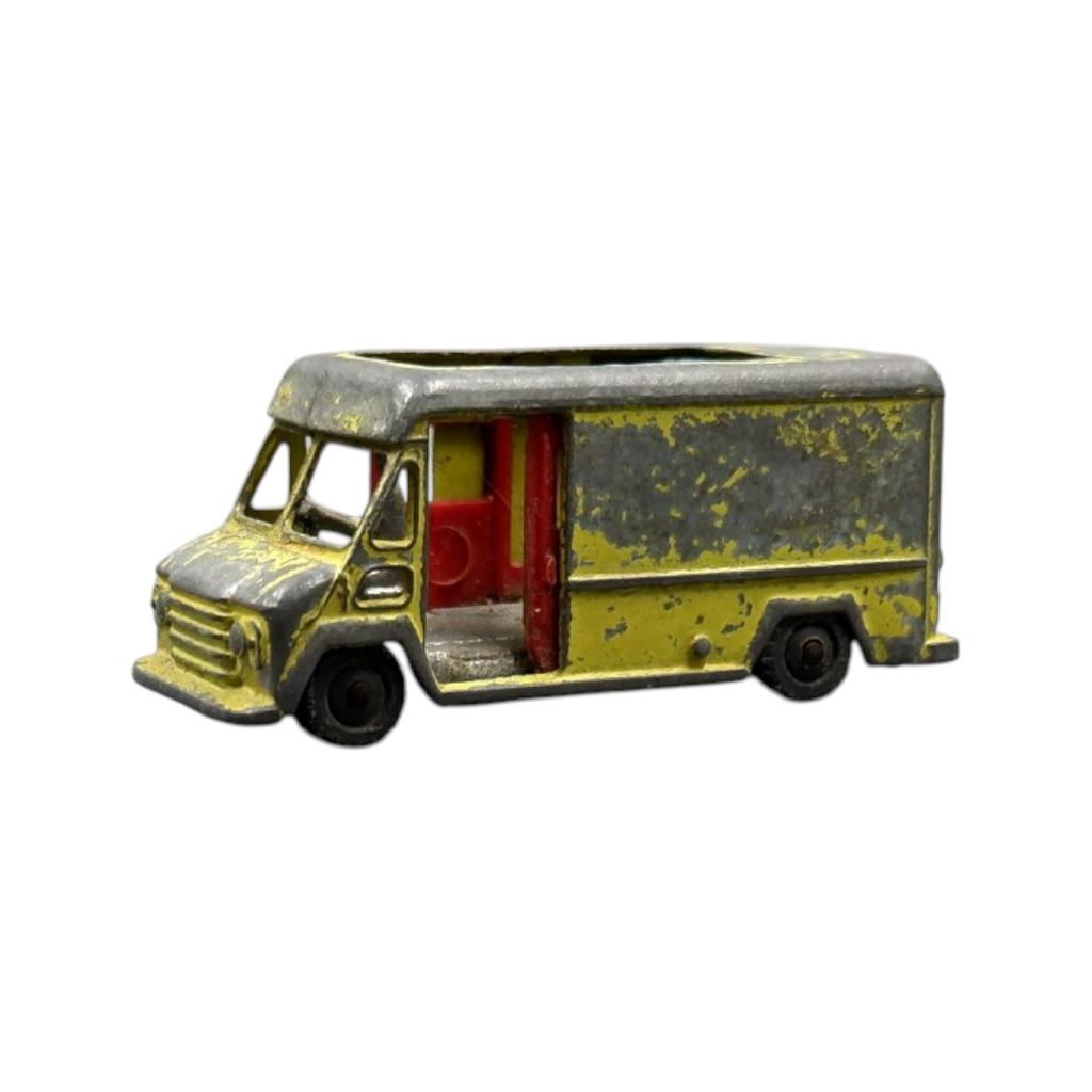 Husky Commer Walk-Thru Van - LOOSE JUNK - 1171F