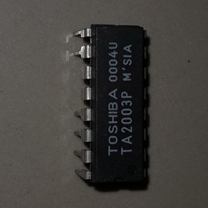 LEW99 IC TA2003 TA 2003 receiver AM FM ori Toshiba white marking NOS