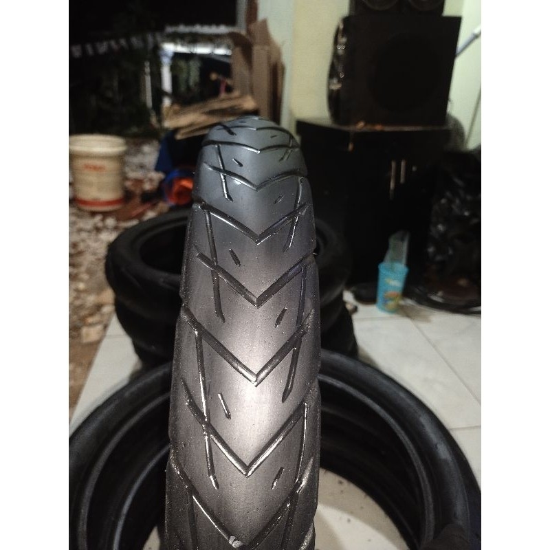 BAN DEPAN MIO TUBLES UKURAN 70/90 RING 14