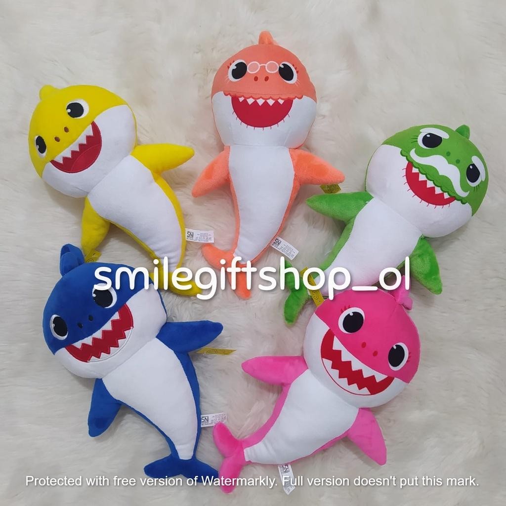 Boneka Plush Toys Anak Perempuan Laki Laki Bayi Baby Shark Pinkfong Bunyi Krincing Warna Warni Unoff