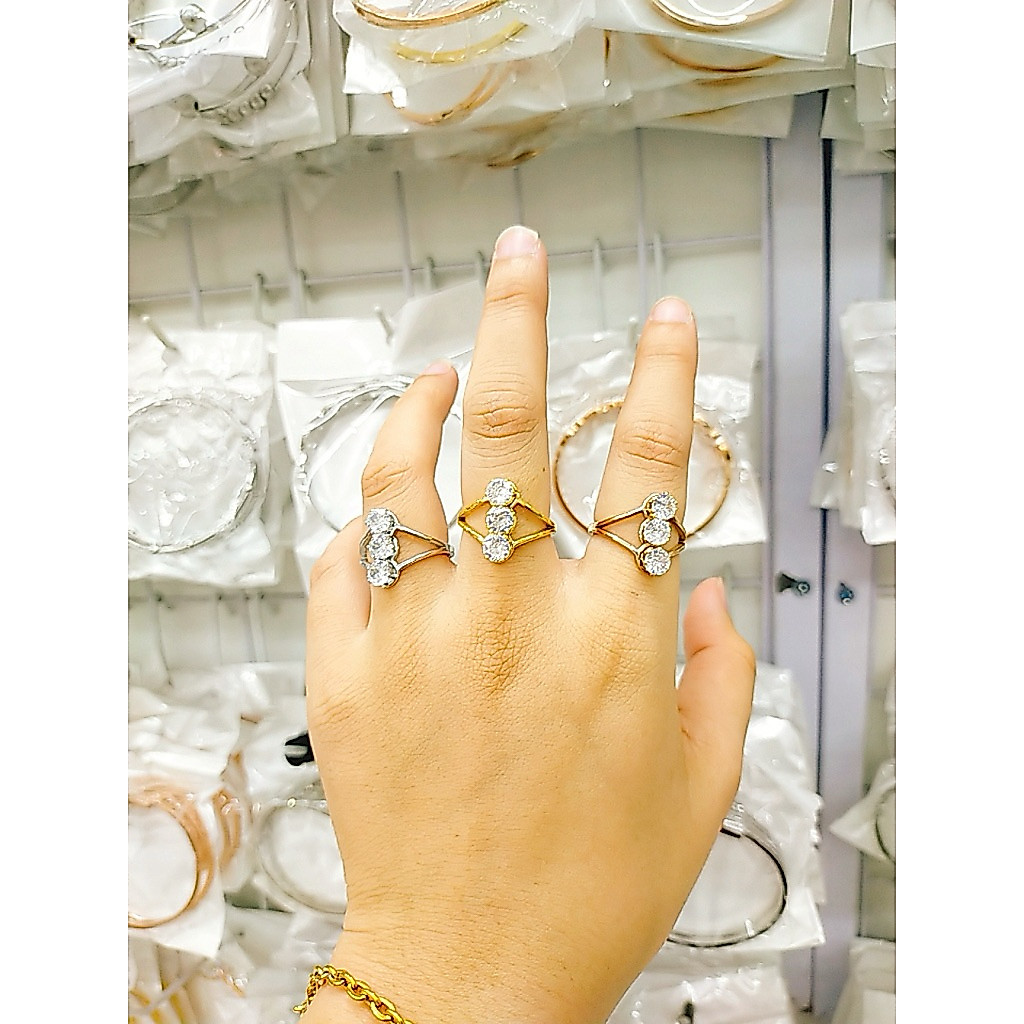Cincin permata Titanium Wanita baris