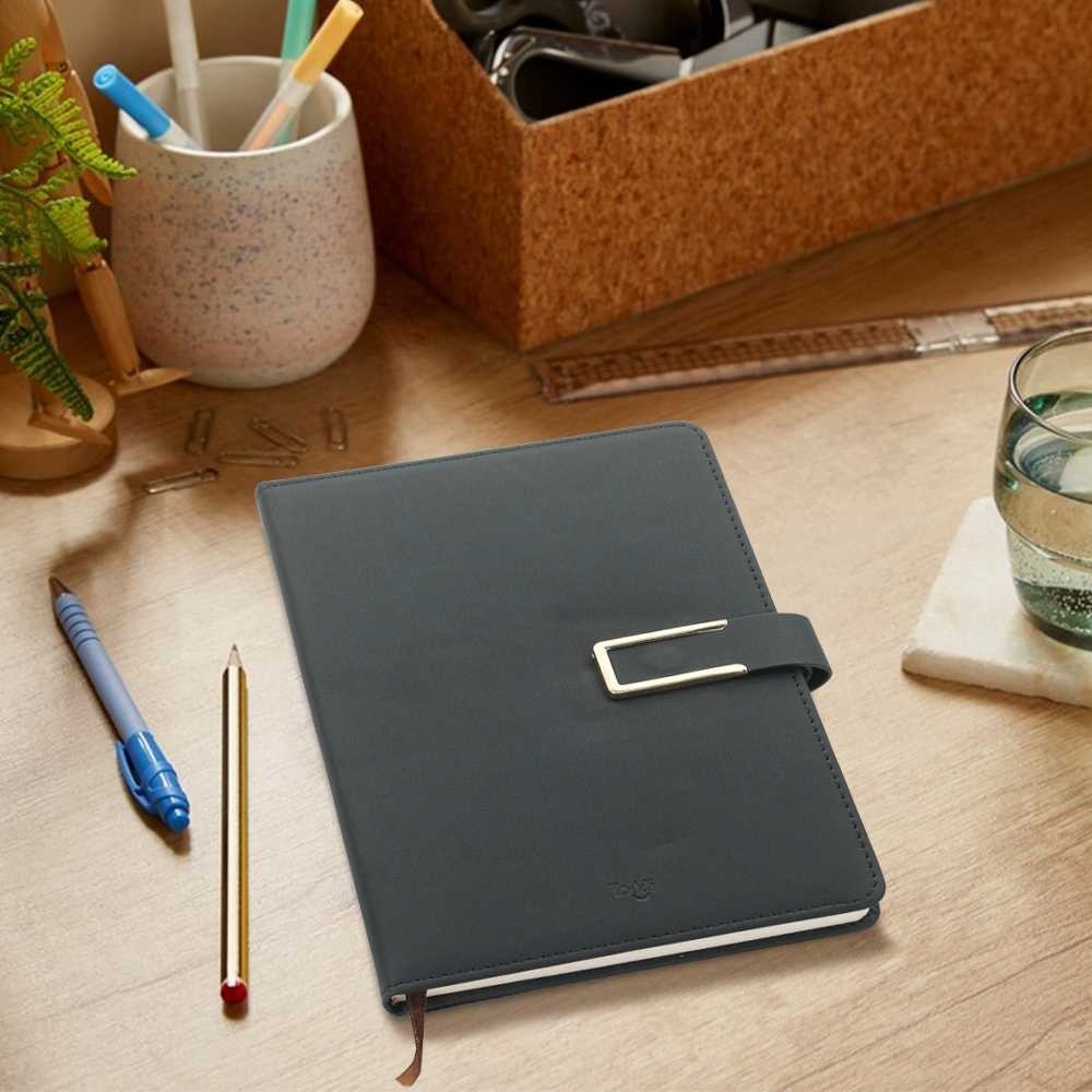 

LRSMNSSTR Toddi Buku Jurnal Hardcover 68GSM 200 Halaman Grid - JSK25