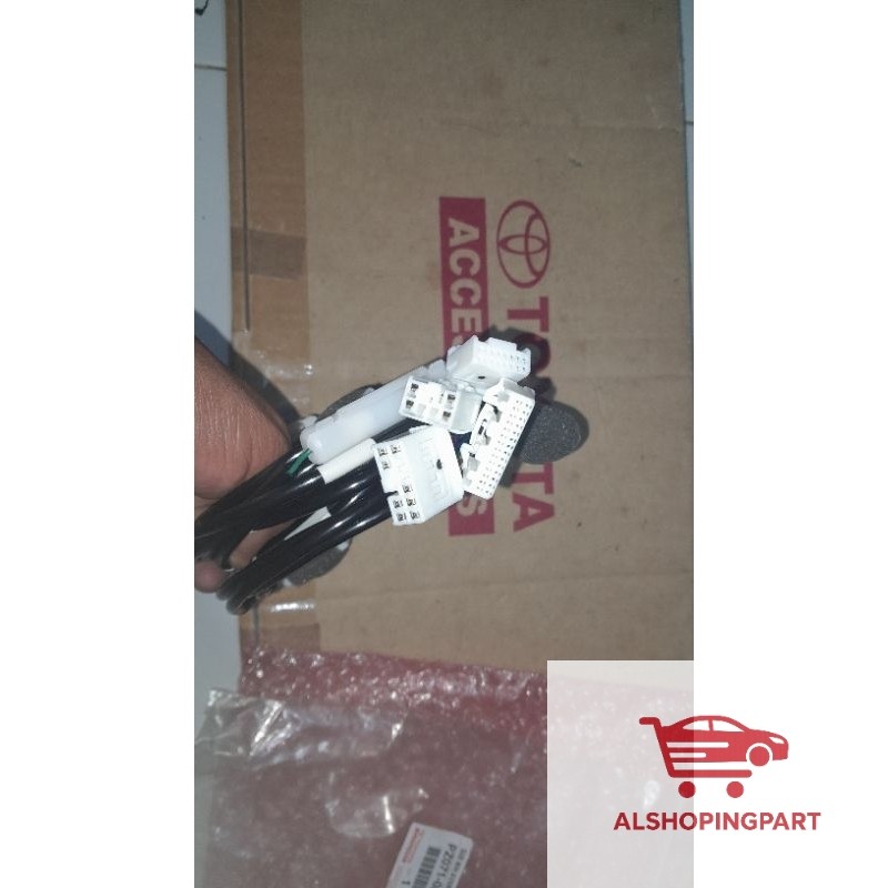 soket kabel head unit sienta atau yaris PZ071-0D036-TM
