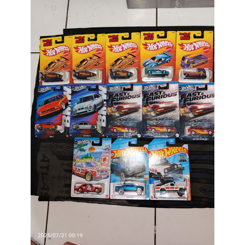 HOT WHEELS REAL CAR