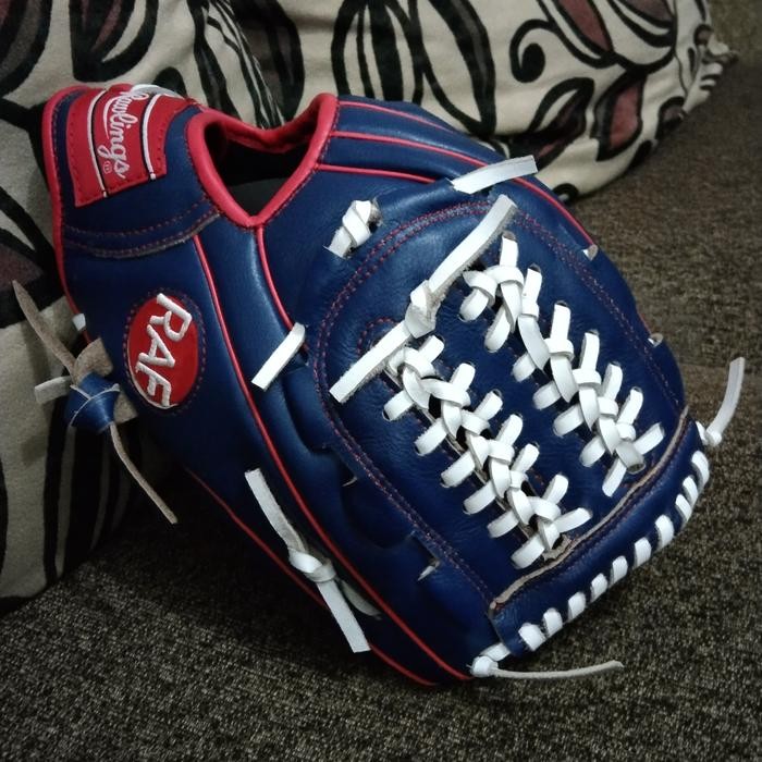 Glove softball 12"