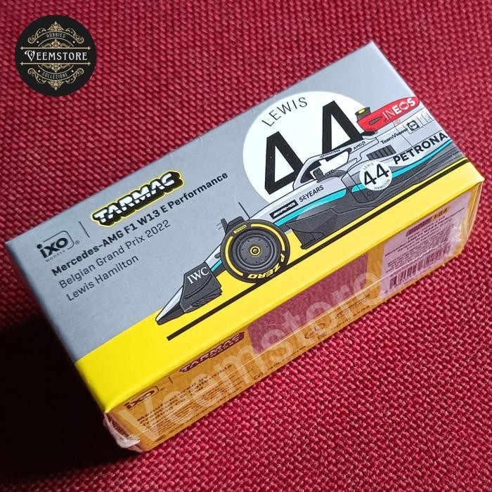 Die Cast 1:64 Mercedes AMG F1 W11 EQ Lewis Hamilton Petronas [Tarmac]