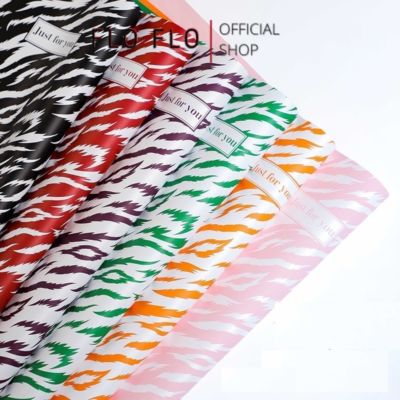 

FLO FLO - FL44 BELLA Kertas Bunga Paper Buket Motif Cellophane