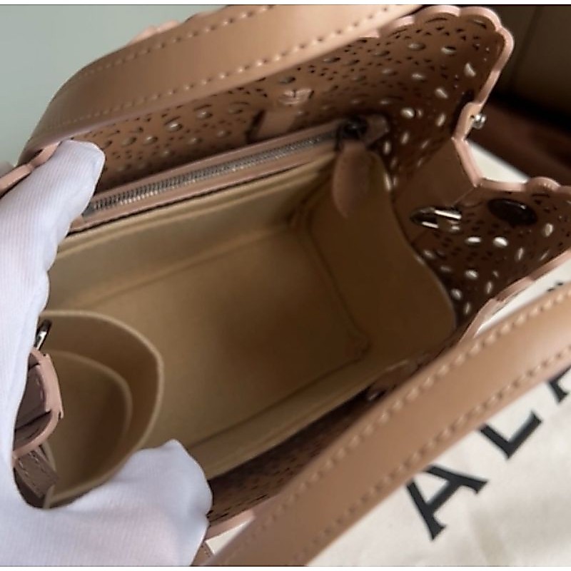 Alaia-Mina Size 20 Bag Organizer