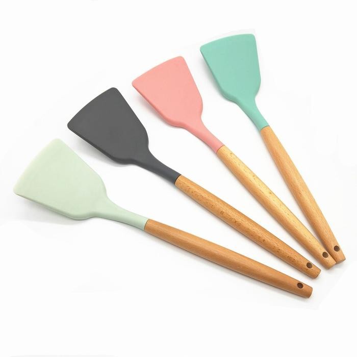 TERBARU Spatula Silikon Gagang Kayu 32Cm / Sutil Masak Untuk Goreng Tumis Tahan Panas Anti Baret / S