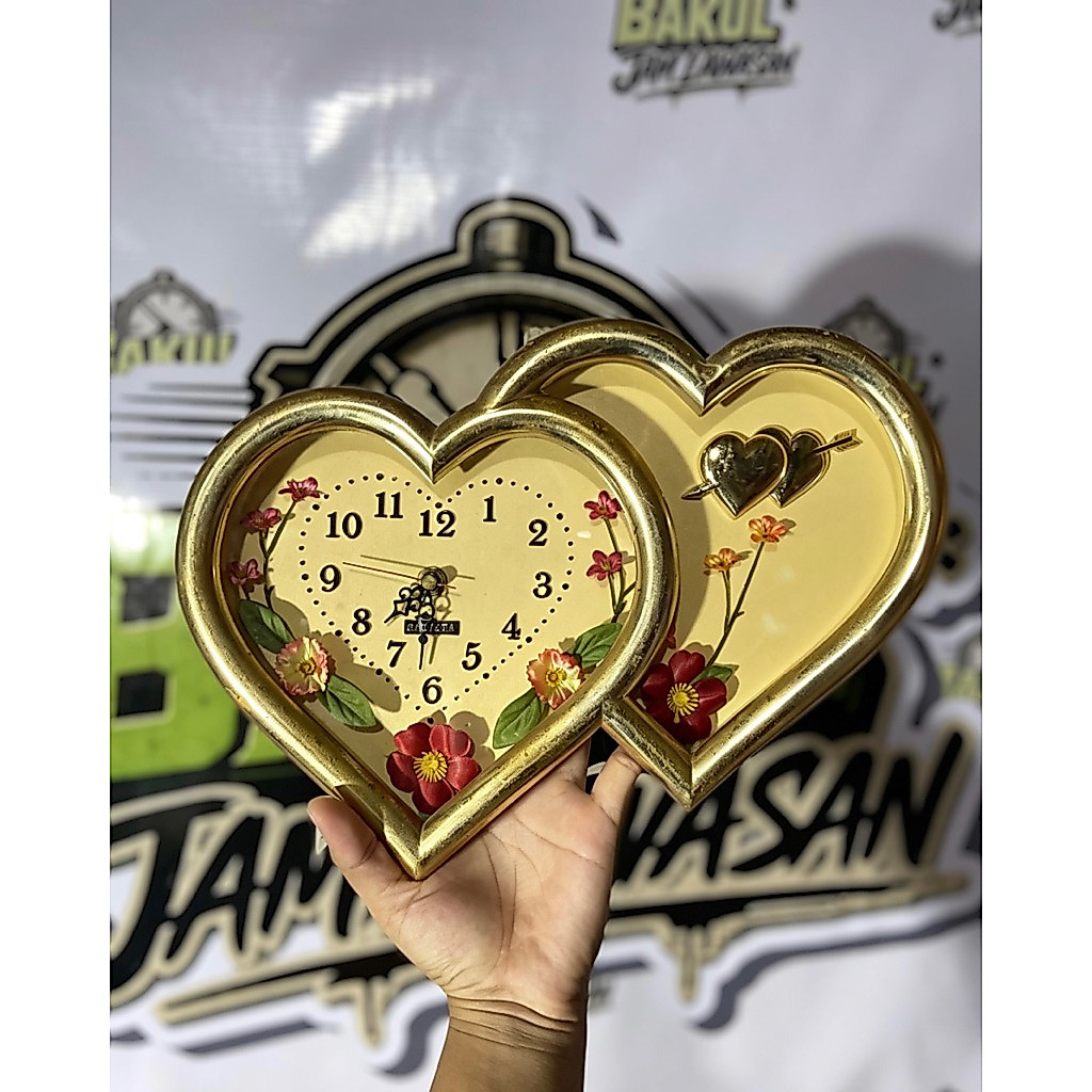 Jam dinding Vintage / Jadul model Love