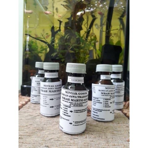 Minyak Mbah Marto Solo 100ml / Minyak Gosok Ramuan Tradisional Mbah Marto Solo 100 ml