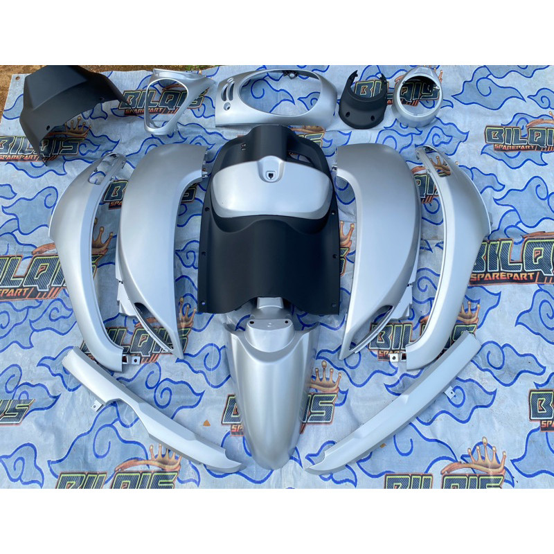 Cover full sett body halus scoopy fi esp tahun 2013 2014 2015 2016 warna silver hitam doff