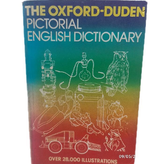 buku the oxford-duden pictorial English dictionary 820 hal 1979