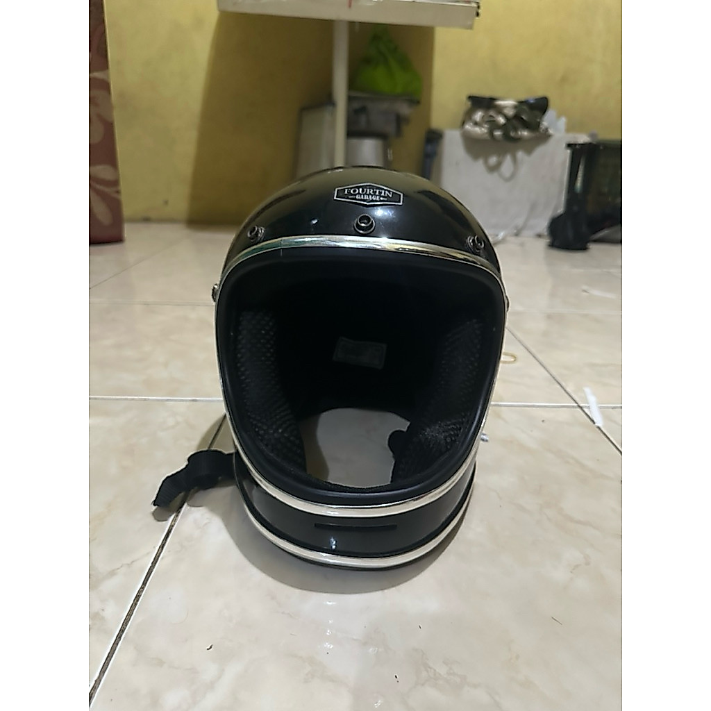 preloved helm fourtin garage