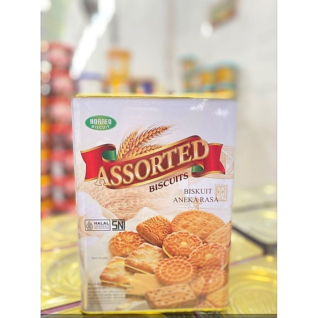 UBM BORNEO ASSORTED BISCUIT KALENG SEGI