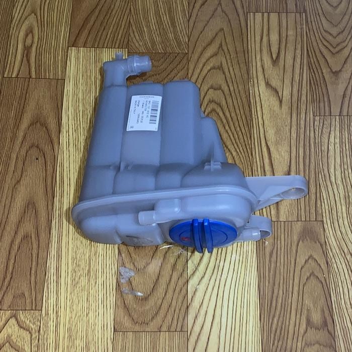 BOTOL AIR WATER BOTTLE TANK AUDI A4 A5, Q5, EXCLUDING TUTUP BOTOL quality