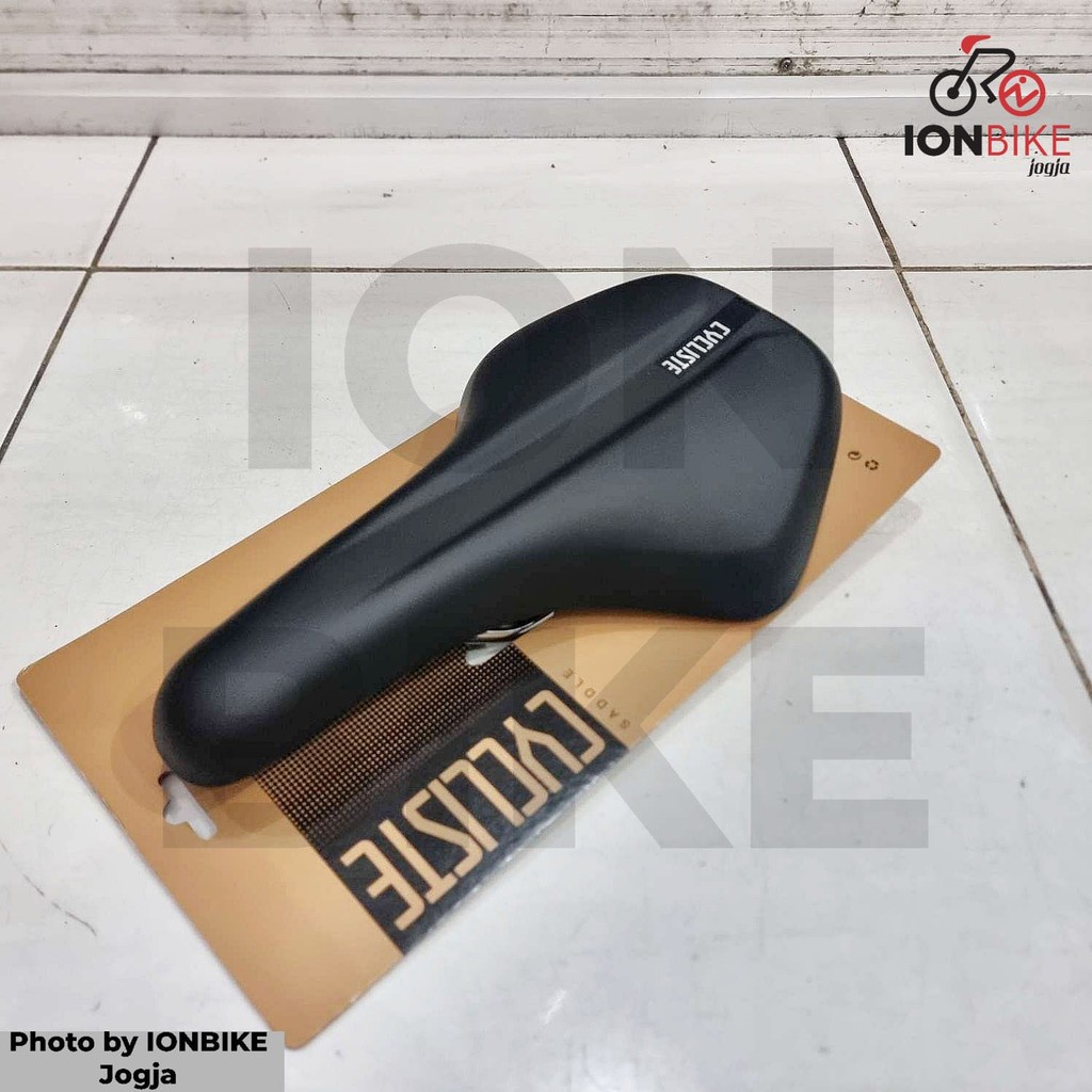Cycliste Sport Moderate Vacuum Sadel Gel NON LUBANG Saddle Sepeda Empuk Ergonomic Man Awet Classic S