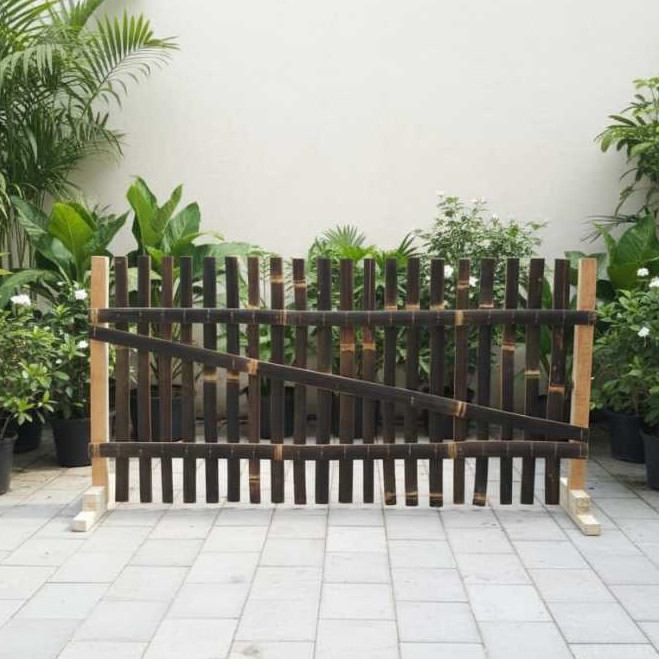 Pagar Bambu Hitam / Bambu Wulung  Tinggi 60 cm Untuk Teras Rumah / Pagar Rumah / Pembatas Hewan